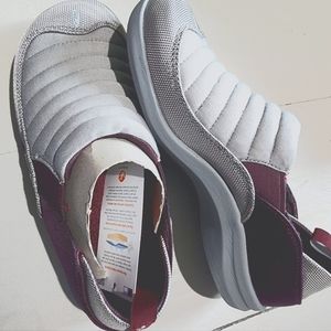 Sole Women's Sigh Shoe size 8 new in box